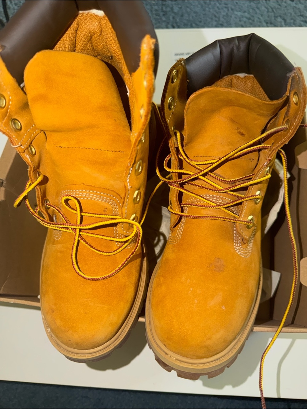 Timberland Wheat Yellow Suede Lace-Up Ankle Boots